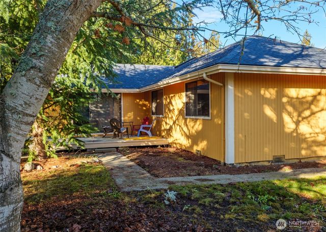 126 Leslie Lane, Sequim, WA 98382