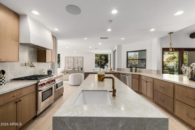 9310 S BALA Drive, Tempe, AZ 85284