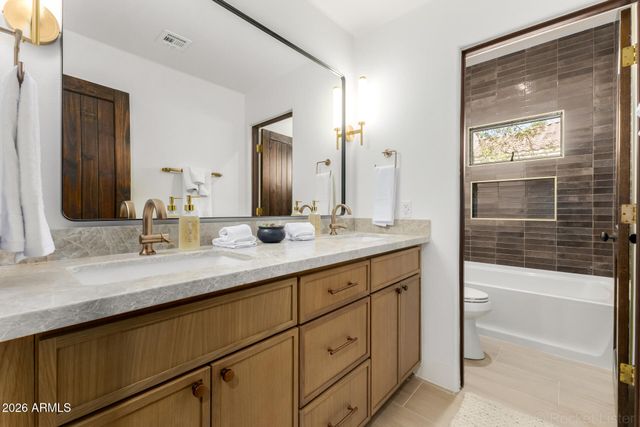 9310 S BALA Drive, Tempe, AZ 85284