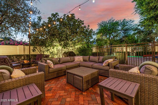 9310 S BALA Drive, Tempe, AZ 85284