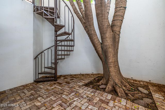 9310 S BALA Drive, Tempe, AZ 85284
