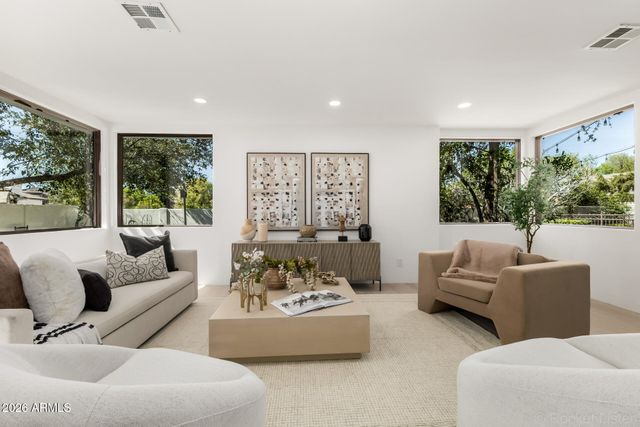9310 S BALA Drive, Tempe, AZ 85284
