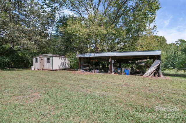 2028 Jim McCarter Road N, Clover, SC 29710
