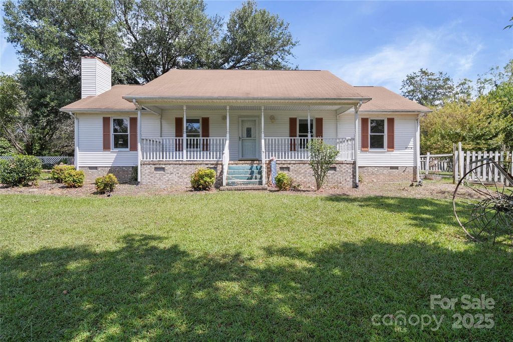 2028 Jim McCarter Road N, Clover, SC 29710