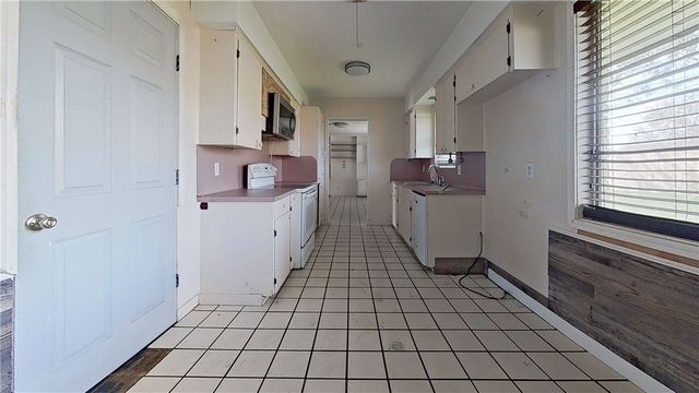 4245 Dody St, Corpus Christi, TX 78411