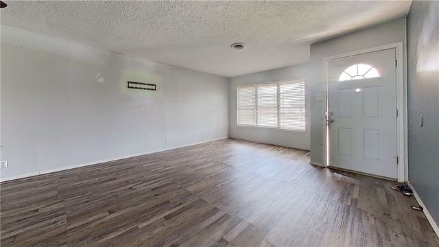 4245 Dody St, Corpus Christi, TX 78411