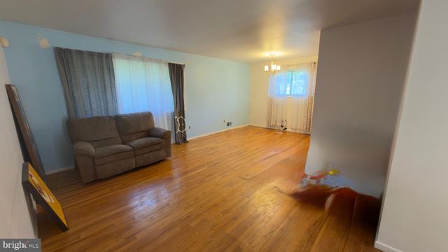6000 LADD RD, Suitland, MD 20746