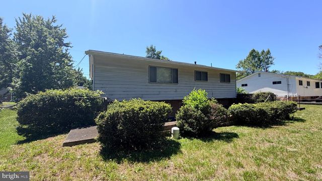 6000 LADD RD, Suitland, MD 20746