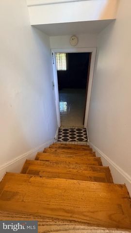 6000 LADD RD, Suitland, MD 20746