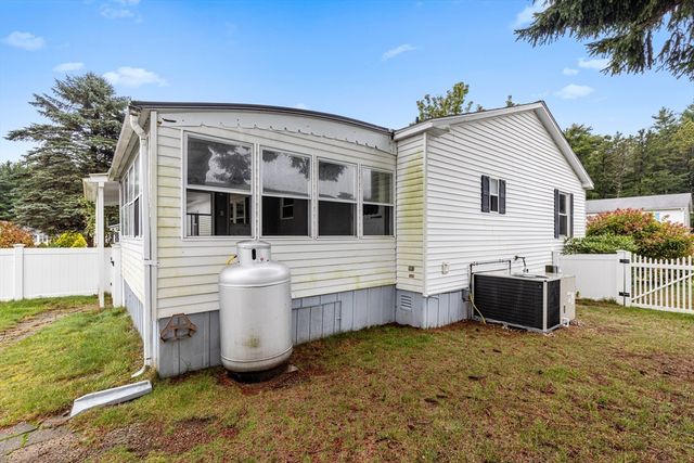 85 Narragansett, Plymouth, MA 02360