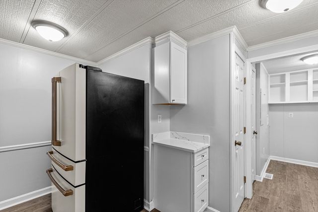 85 Narragansett, Plymouth, MA 02360