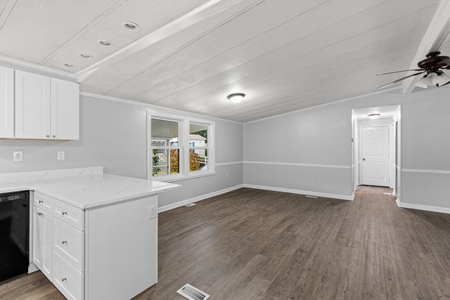 85 Narragansett, Plymouth, MA 02360