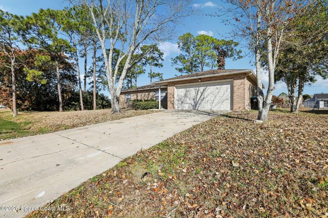 1731 Radisson Street NW, Palm Bay, FL 32907