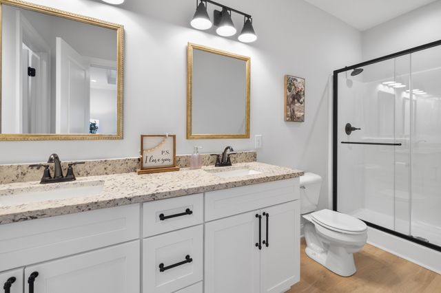 1314 Halls Mill Rd, Unionville, TN 37180