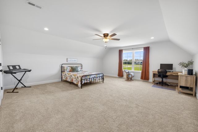 1314 Halls Mill Rd, Unionville, TN 37180