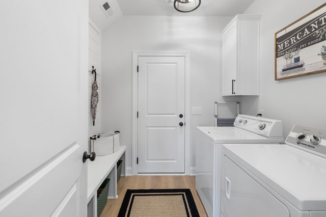 1314 Halls Mill Rd, Unionville, TN 37180