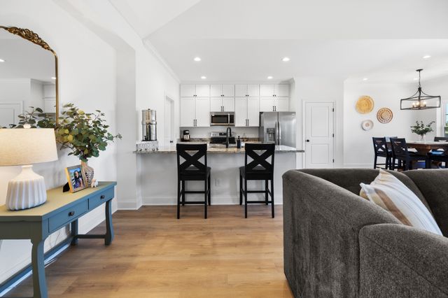 1314 Halls Mill Rd, Unionville, TN 37180