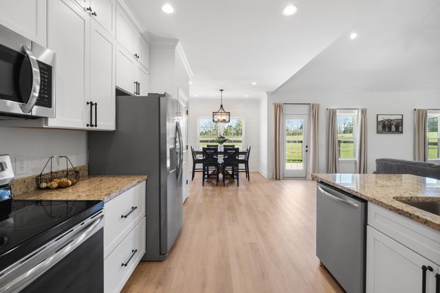 1314 Halls Mill Rd, Unionville, TN 37180