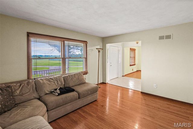 6961 Bouse Road, Glen Carbon, IL 62034