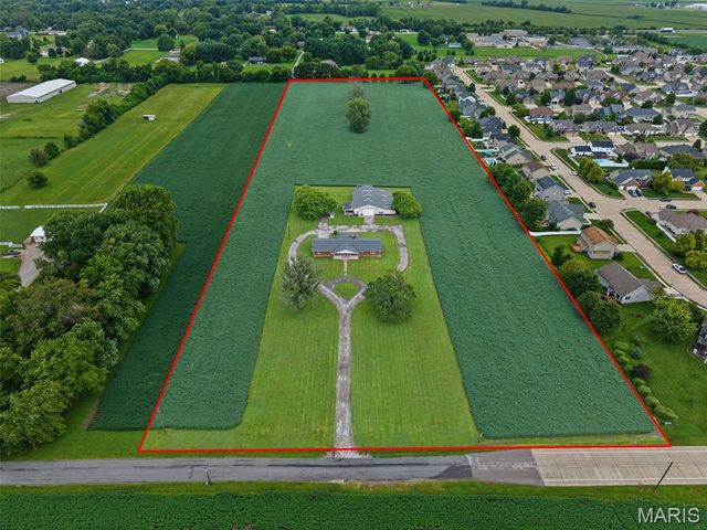 6961 Bouse Road, Glen Carbon, IL 62034