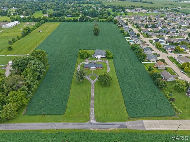 6961 Bouse Road, Glen Carbon, IL 62034
