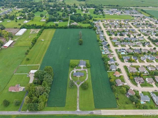 6961 Bouse Road, Glen Carbon, IL 62034