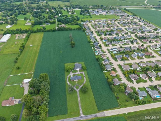 6961 Bouse Road, Glen Carbon, IL 62034