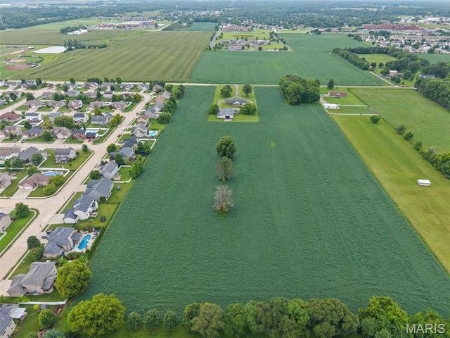 6961 Bouse Road, Glen Carbon, IL 62034