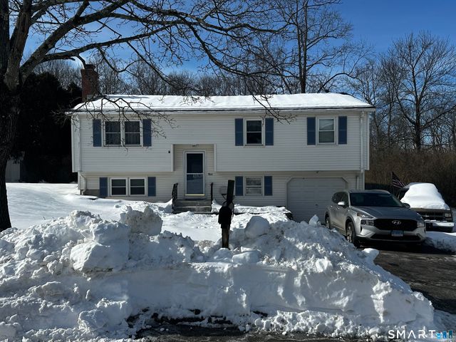 63 Spice Hill Drive, Meriden, CT 06451