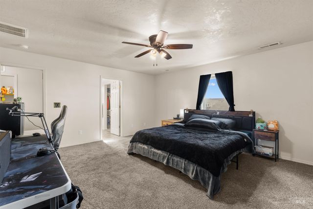 11800 Altamont St, Caldwell, ID 83605
