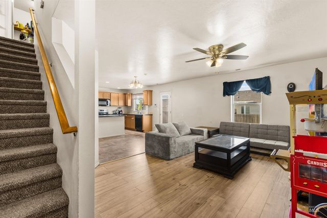 11800 Altamont St, Caldwell, ID 83605