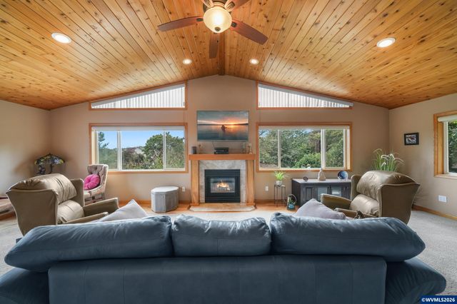 8329 NW Arboretum Rd, Corvallis, OR 97330