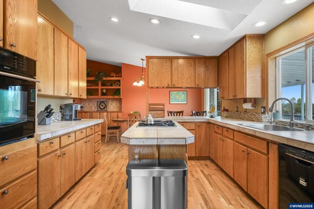 8329 NW Arboretum Rd, Corvallis, OR 97330