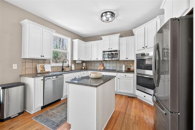 247 Dawson Manor Drive, Dawsonville, GA 30534