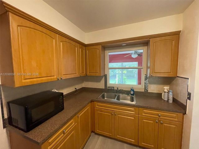 1610 NE 110th Ter 0, Miami, FL 33161