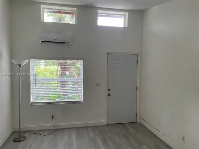 1610 NE 110th Ter 0, Miami, FL 33161