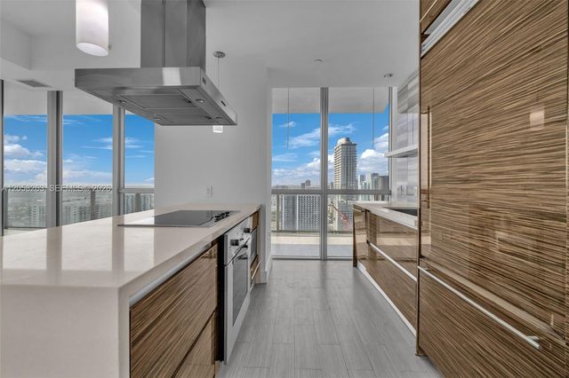 1100 Biscayne Boulevard 4308, Miami, FL 33132