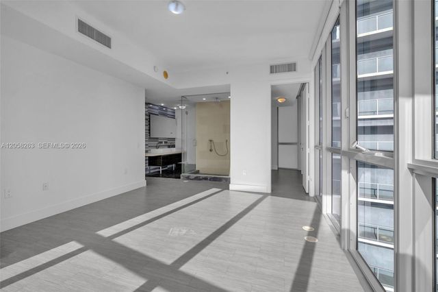 1100 Biscayne Boulevard 4308, Miami, FL 33132