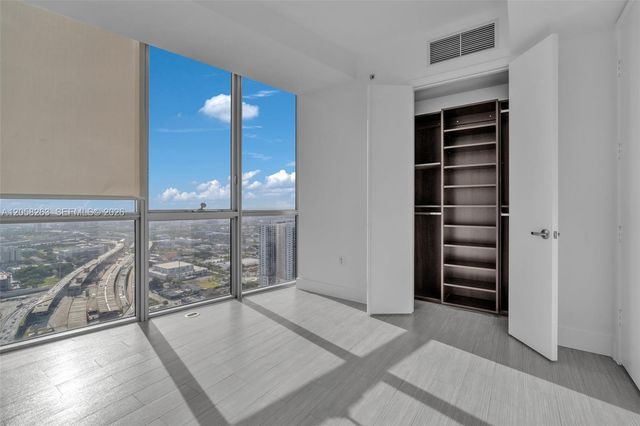 1100 Biscayne Boulevard 4308, Miami, FL 33132
