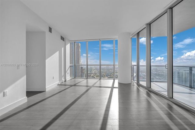 1100 Biscayne Boulevard 4308, Miami, FL 33132