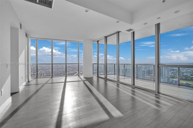 1100 Biscayne Boulevard 4308, Miami, FL 33132