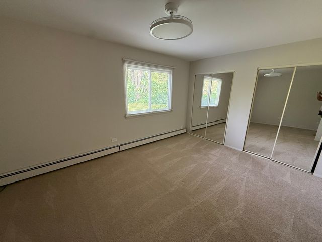9S220 Lake Drive 16A-102, Willowbrook, IL 60527