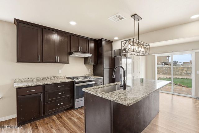 3245 Bell Point Drive, El Paso, TX 79938