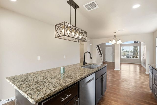 3245 Bell Point Drive, El Paso, TX 79938
