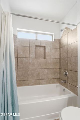 3245 Bell Point Drive, El Paso, TX 79938