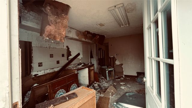 1445 Elk Creek Road, Dallas, TX 75253