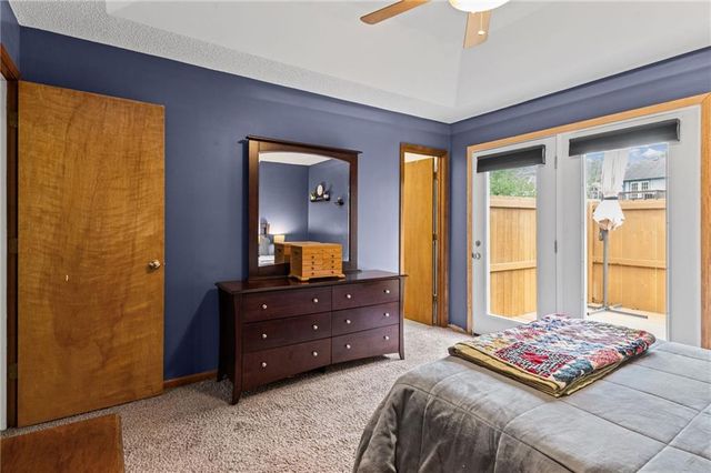 600 SE Steeple Court, Blue Springs, MO 64014