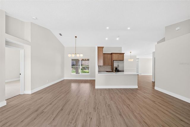 294 LAKE DOE BOULEVARD, Apopka, FL 32703
