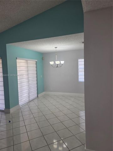 6119 NW 171st Street 6116, Hialeah, FL 33015
