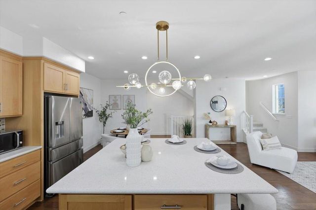 125 Maidenhair Terrace, Sunnyvale, CA 94086